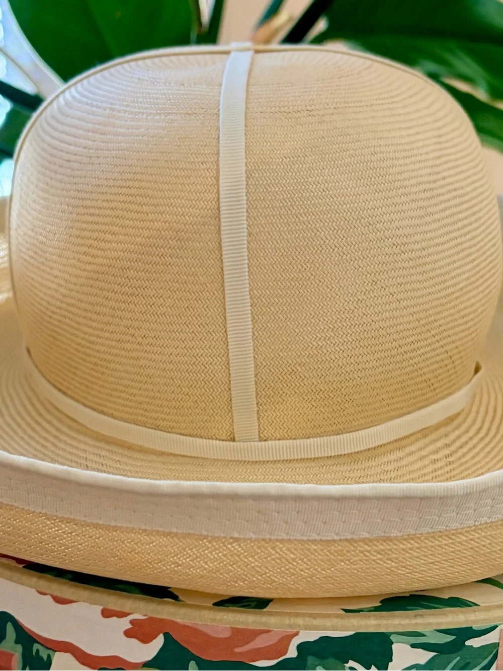 Women’s Wide Brim Sun Hat in Cream